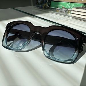 Marc by Marc Jacobs Blue Sunglasses EUC